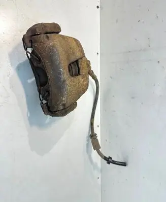 Volvo V50 Front brake caliper