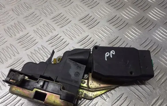 Volvo S40, V40 Front door lock