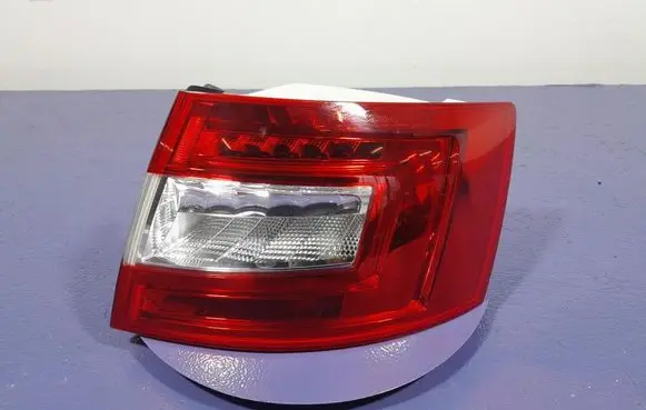 Skoda Octavia Mk3 (5E) Rear/tail lights 