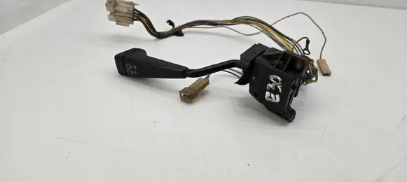 BMW 3 E30 Indicator stalk 1368162 4455