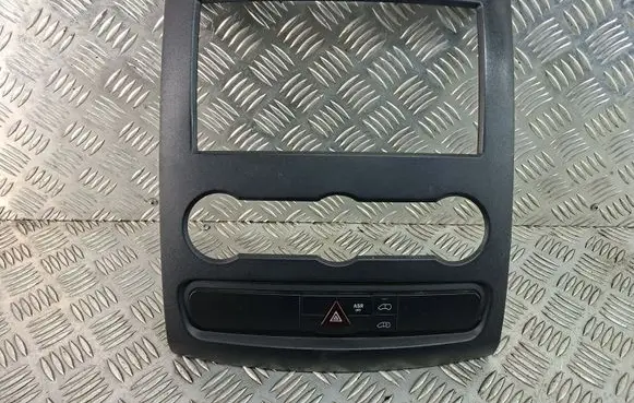 Mercedes-Benz Sprinter W906 Radio/GPS head unit trim A9066800017