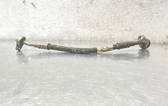 Volvo V60 Air conditioning (A/C) pipe/hose 31305891