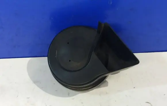 Volvo S40, V40 Horn signal 30855941