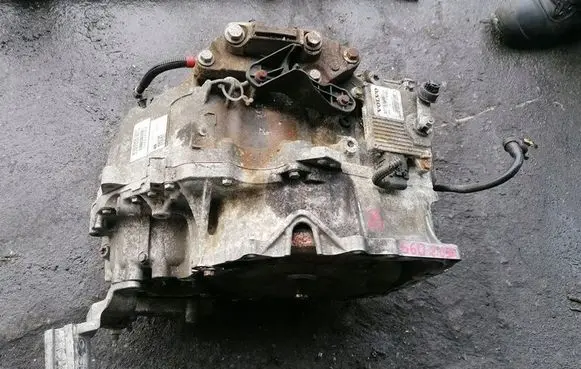 Volvo V70 Automatic gearbox 31272377