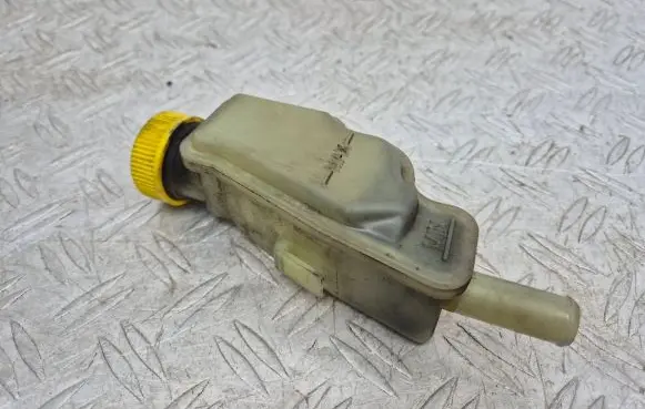 Mazda CX-7 Power steering fluid tank/reservoir 095200645
