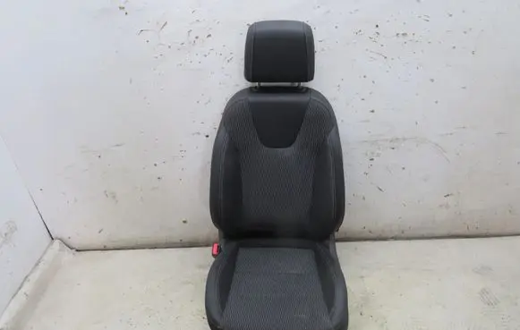 Opel Insignia B Front driver seat KRIS235789