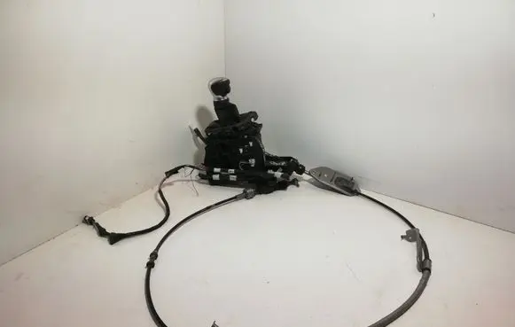 Toyota C-HR I Gear shifter/selector 75G588