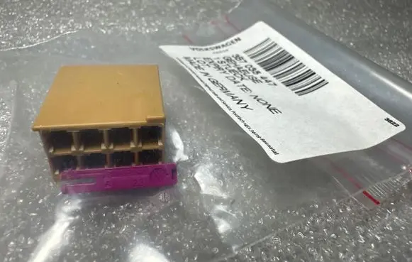 Audi A4 S4 B6 8E 8H Other relay 3B7035447