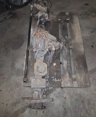 Nissan Terrano Rear axle beam 