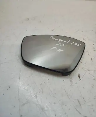 Peugeot 208 II Wing mirror glass 