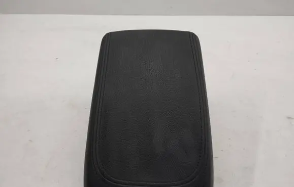 Opel Antara Armrest