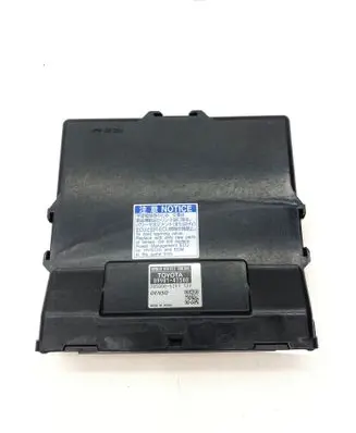 Toyota Prius+ (ZVW40) Engine control unit/module 8998147340 2850005281