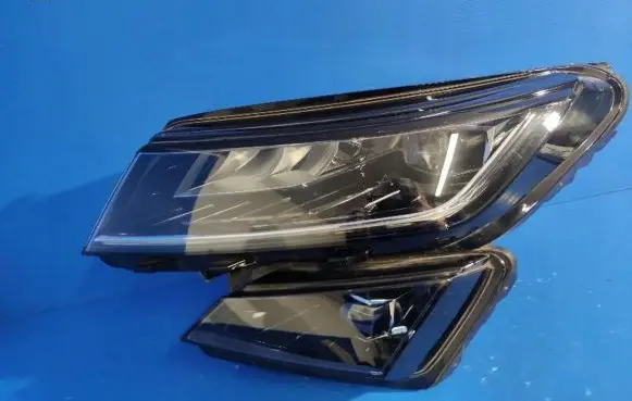 Skoda Kodiaq Headlight/headlamp 566941015E