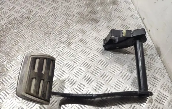 Audi A5 Sportback 8TA Brake pedal