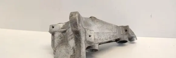 Mercedes-Benz Vito Viano W447 Engine mounting bracket A6541400243