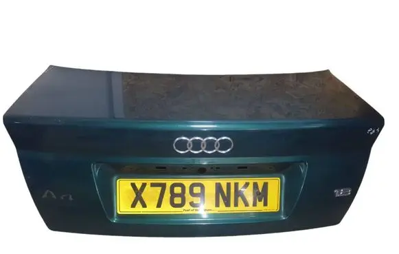 Audi A4 S4 B5 8D Tailgate/trunk/boot lid