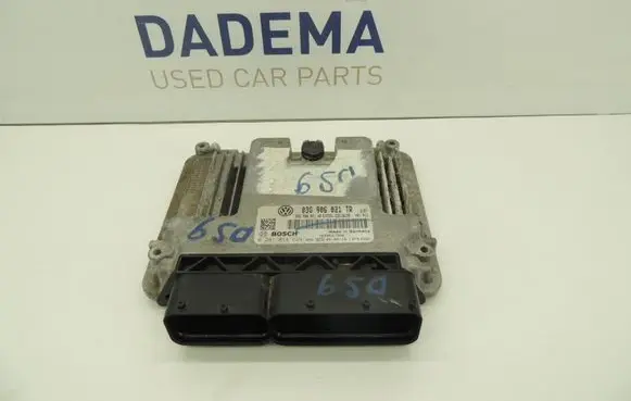 Volkswagen Golf V Engine control unit/module 03G906021TR 03G906021AB DS9