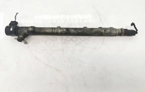 Mercedes-Benz E W211 Fuel main line pipe A6110700395 0445214038 A6110780449
