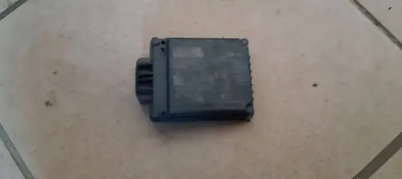 Volkswagen Cross Polo Distronic sensor radar 2Q0907561J
