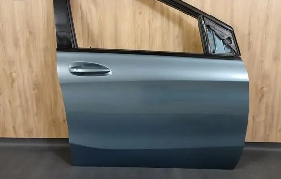 Mercedes-Benz B W246 W242 Front door 
