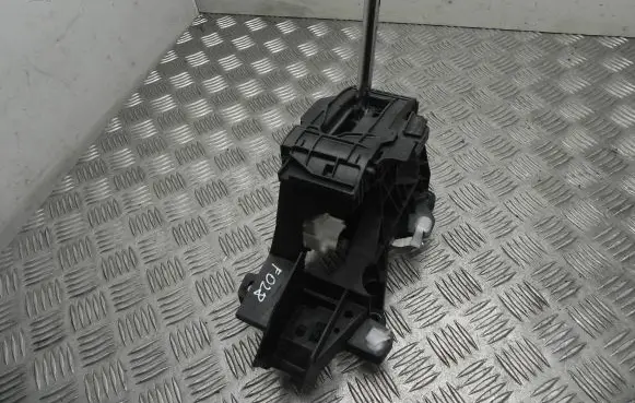 Toyota C-HR I Gear shifter/selector 75G588LHD
