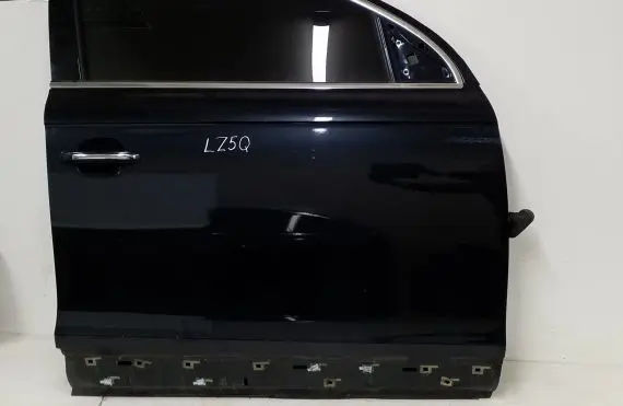 Audi Q7 4L Front door
