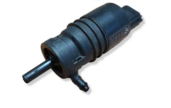 BMW X1 E84 Windscreen/windshield washer pump 7302589