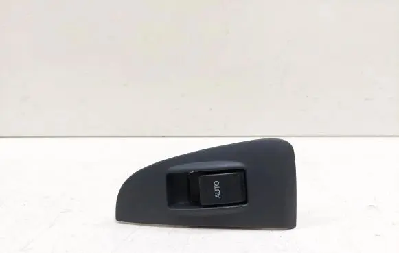 Toyota Avensis T250 Electric window control switch 7427205020