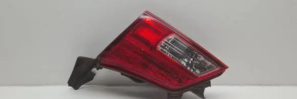 Subaru Outback Tailgate rear/tail lights 2ZR946094