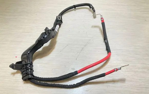 Volvo XC90 Positive cable (battery) 31376349