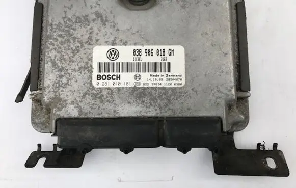 Skoda Octavia Mk1 (1U) Engine control unit/module 038906018GM