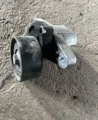 Dacia Logan I Generator/alternator belt tensioner