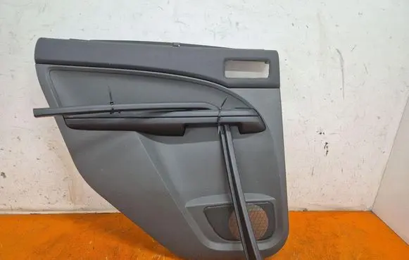 Ford Focus C-MAX Door card panel trim set 