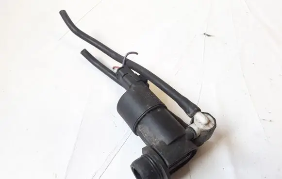 Renault Master III Windscreen/windshield washer pump 9641553980