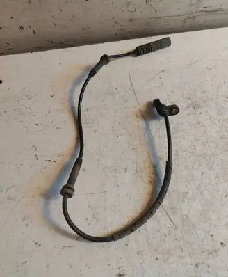 BMW 1 E81 E87 ABS brake wheel speed sensor
