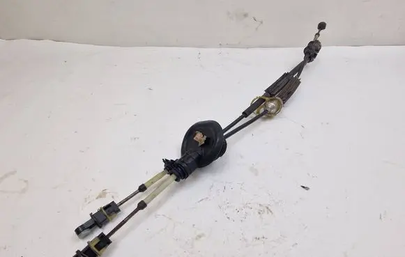 Citroen DS3 Gear shift cable linkage 