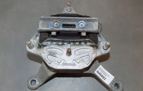 Audi A8 S8 D5 Gearbox mounting bracket 4n0399118