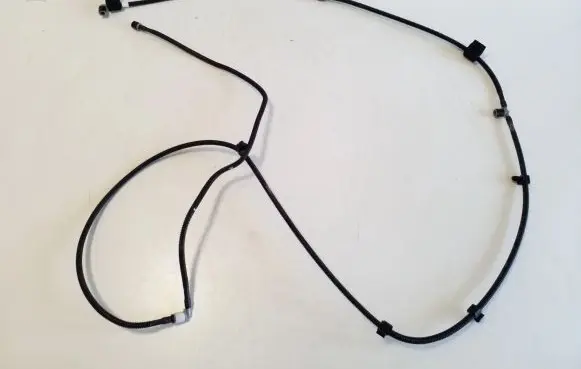 Ford Kuga III Windshield washer fluid hose 