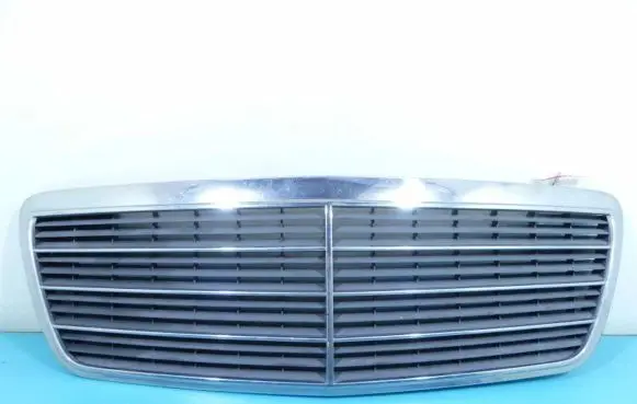 Mercedes-Benz E W210 Front bumper upper radiator grill 2108800583 IMPRK1258144