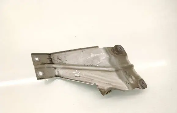 Opel Antara Fender mounting bracket 