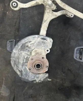 Audi A6 S6 C6 4F Front wheel hub spindle knuckle