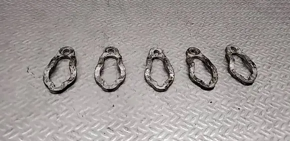 Volvo V60 Fuel Injector clamp holder 