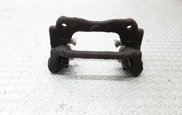 Toyota Avensis T250 Brake caliper pad carrier rear 