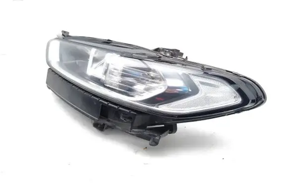 Ford Mondeo MK V Headlight/headlamp DS73-13W030-BE