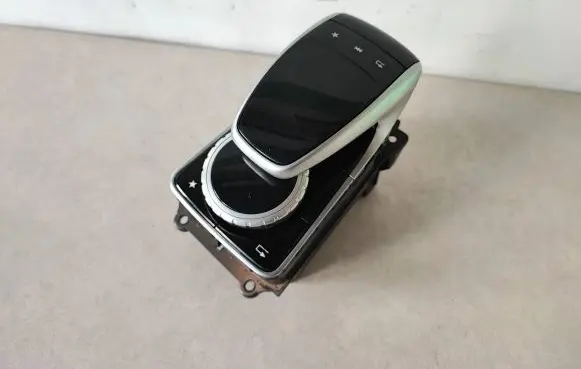 Mercedes-Benz GLE (W166 - C292) Head unit multimedia control A1669004919 A1999006514