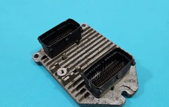 Opel Vectra C Engine control unit/module ECU 55352666 IMPRK1366991