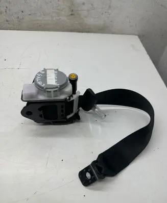 Porsche Macan (95B) Rear seatbelt 3066322 3063560
