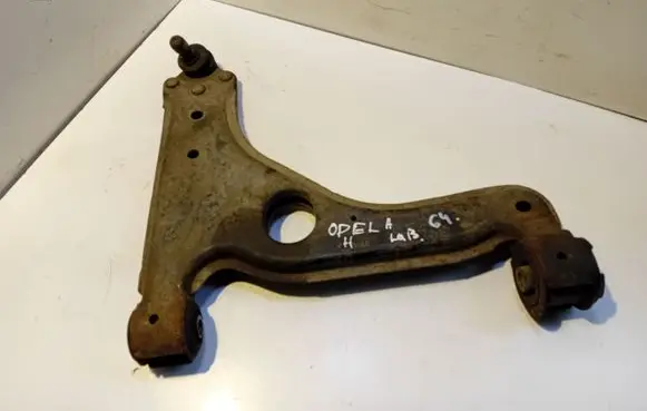 Opel Astra H Front lower control arm/wishbone 3065