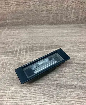 BMW 1 E81 E87 Number plate light 7165735