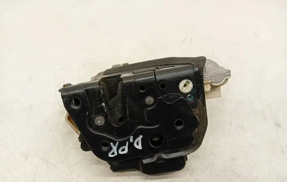 Audi A6 S6 C6 4F Front door lock